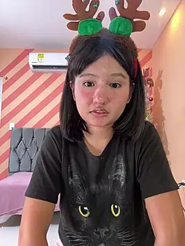 Snapshot of Pinkie_Princes chatting on December 20, 1:58 am Pinkie Princes online show from December 20, 1:58 am