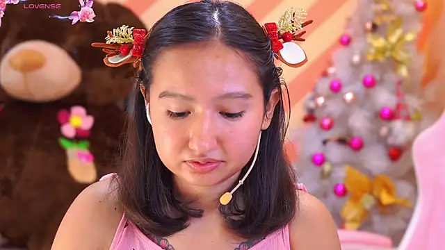 Snapshot of Pinkie_Princes chatting on December 29, 12:20 am Pinkie Princes online show from December 29, 12:20 am