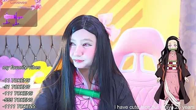 Snapshot of Pinkie_Princes chatting on February 1, 9:08 pm Pinkie Princes online show from February 1, 9:08 pm