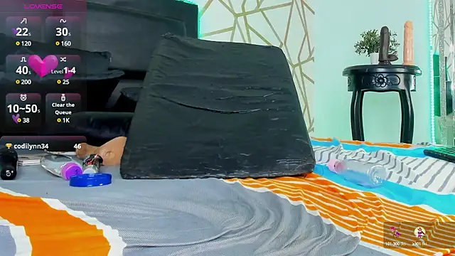 EmilyyRosee  online show from January 25, 12:47 pm