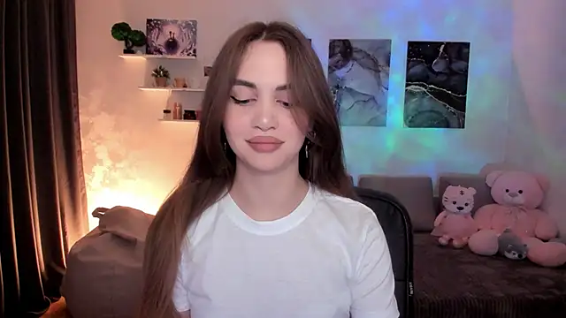 aPieceOfJoy online show from April 17, 3:42 am