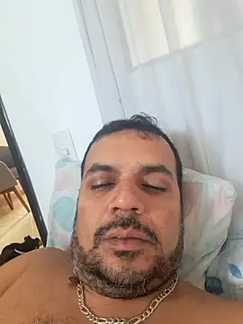 Snapshot of Ben_joseph1976 chatting on December 15, 4:04 pm Ben joseph1976 online show from December 15, 4:04 pm