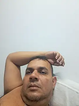 Snapshot of Ben_joseph1976 chatting on February 9, 11:36 pm Ben joseph1976 online show from February 9, 11:36 pm