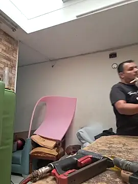 Snapshot of Ben_joseph1976 chatting on February 18, 7:09 pm Ben joseph1976 online show from February 18, 7:09 pm