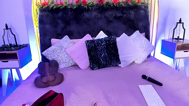 Karlagonzales  online show from January 27, 6:52 pm