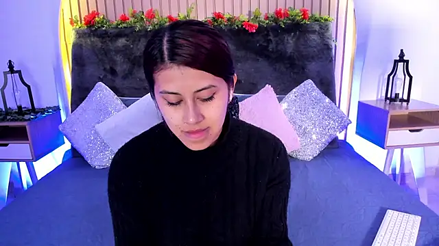 Karlagonzales  online show from February 5, 12:53 am