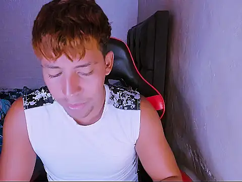 Snapshot of dilan_js chatting on March 4, 2:23 pm dilan js online show from March 4, 2:23 pm