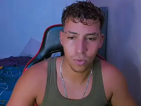 Snapshot of dilan_js chatting on April 2, 10:51 pm dilan js online show from April 2, 10:51 pm