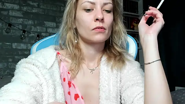 karo123421 online show from December 16, 8:58 pm