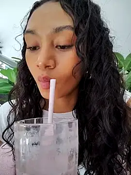 Leaberry online show from October 15, 8:09 pm