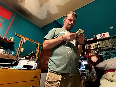 charactrzero online show from October 21, 8:09 pm