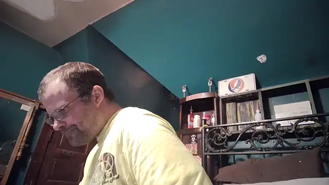 charactrzero online show from November 20, 9:25 pm