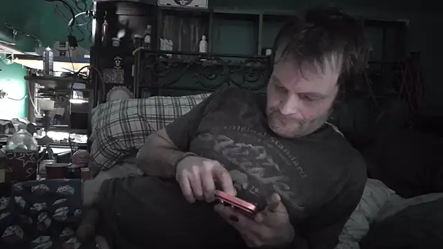 charactrzero online show from March 29, 2:17 pm