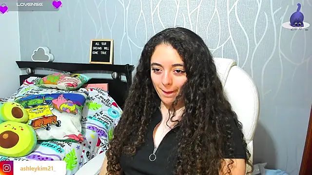 AshleyKim  online show from November 15, 12:30 am