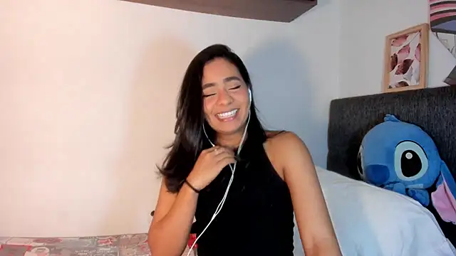 Snapshot of valeryvegas_2 chatting on November 13, 2:32 am valeryvegas 2 online show from November 13, 2:32 am