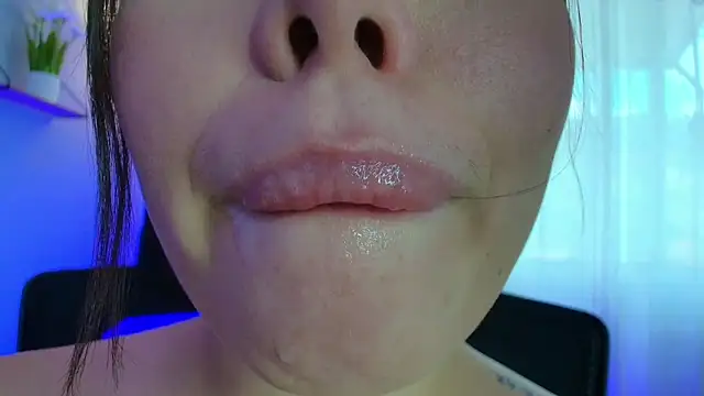 lisbet21x online show from January 21, 6:45 pm