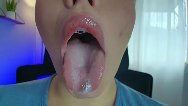 lisbet21x online show from March 6, 2:29 pm