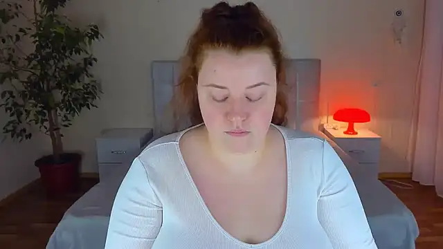 PolinaSalvatore online show from December 18, 7:53 pm