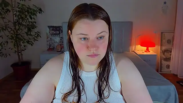 PolinaSalvatore online show from May 21, 4:58 pm