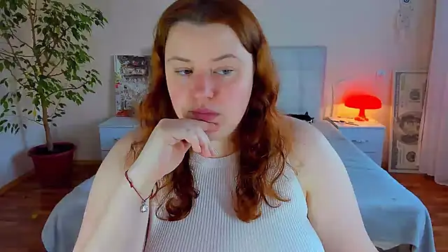 PolinaSalvatore online show from May 22, 3:17 pm