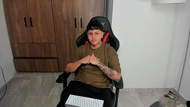 Jake simons online show from October 15, 10:26 am