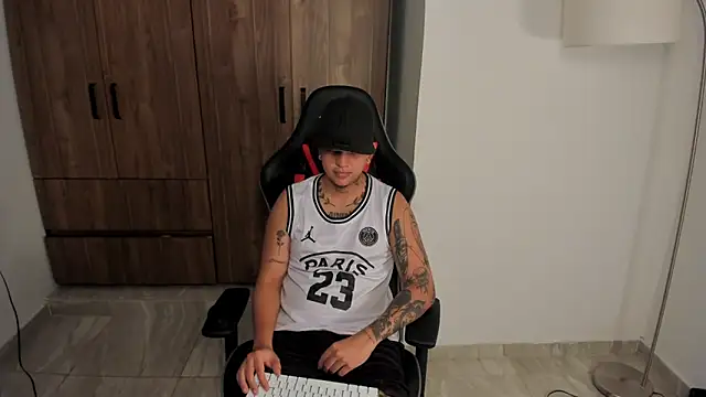 Jake simons online show from October 24, 6:43 am