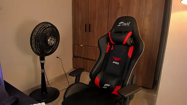 Jake simons online show from February 15, 5:37 am