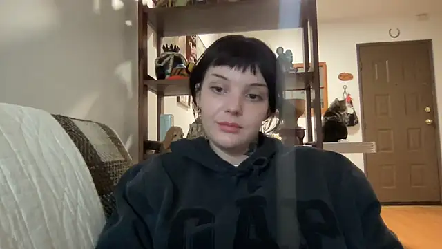 SweetMaisie online show from November 4, 1:27 am