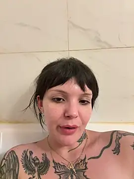 SweetMaisie online show from February 20, 3:25 am