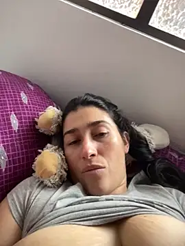 Snapshot of andreaisis2 chatting on October 9, 9:02 pm andreaisis2 online show from October 9, 9:02 pm