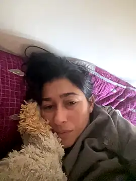 Snapshot of andreaisis2 chatting on November 27, 1:13 pm andreaisis2 online show from November 27, 1:13 pm