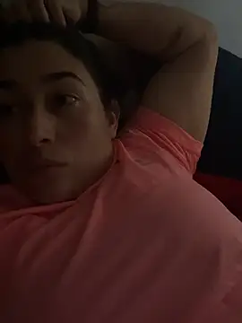 Snapshot of andreaisis2 chatting on February 13, 7:32 pm andreaisis2 online show from February 13, 7:32 pm