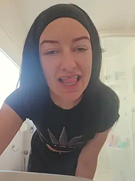 U prolazu online show from April 16, 9:10 am