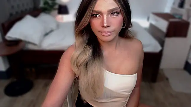 Snapshot of liaa_lurrecams chatting on November 8, 10:26 am liaa lurrecams online show from November 8, 10:26 am