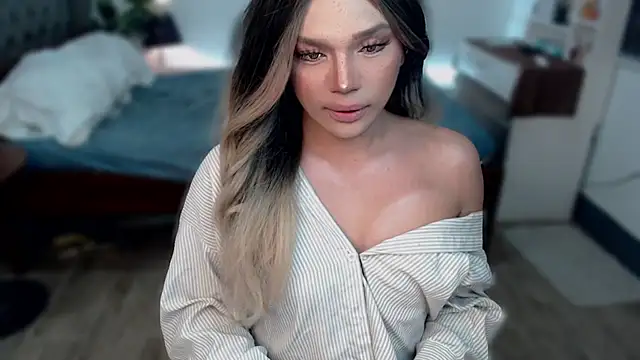 Snapshot of liaa_lurrecams chatting on November 14, 3:33 pm liaa lurrecams online show from November 14, 3:33 pm