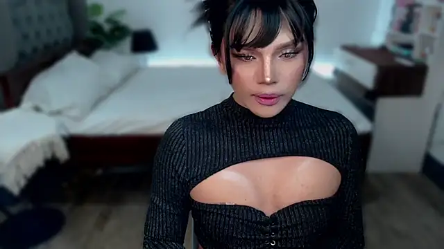 Snapshot of liaa_lurrecams chatting on November 24, 1:33 pm liaa lurrecams online show from November 24, 1:33 pm