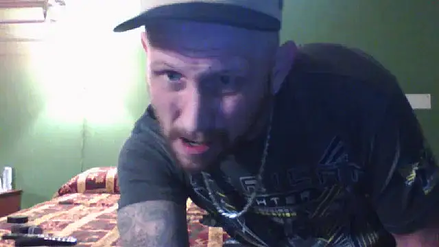 Snapshot of J-Dubb chatting on December 20, 10:55 am J-Dubb online show from December 20, 10:55 am