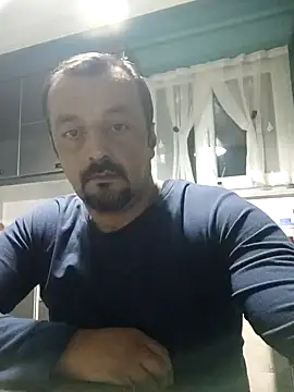 Snapshot of serkan201852 chatting on December 19, 9:06 pm serkan201852 online show from December 19, 9:06 pm