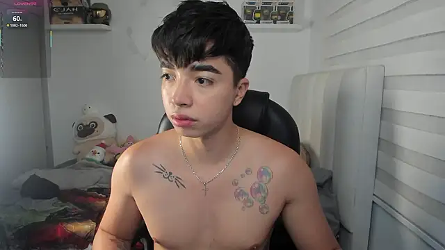 santy7v7 online show from March 11, 1:39 pm