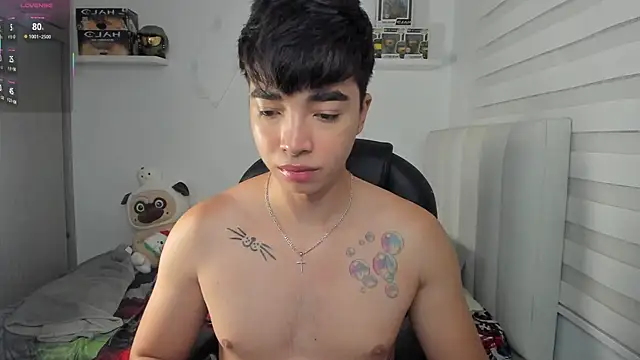 santy7v7 online show from April 7, 1:33 pm