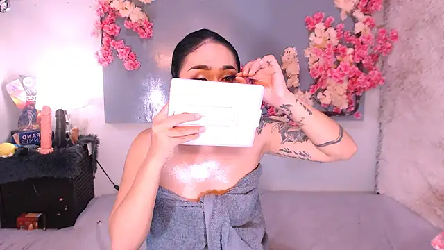 Oriental Tiara online show from October 18, 10:38 am