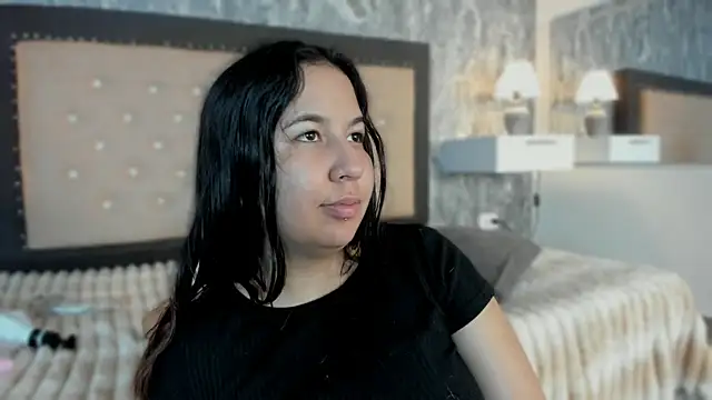 Snapshot of Lia_sarahi chatting on October 25, 11:40 am Lia sarahi online show from October 25, 11:40 am