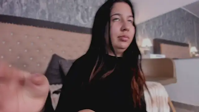 Snapshot of Lia_sarahi chatting on November 9, 12:03 pm Lia sarahi online show from November 9, 12:03 pm