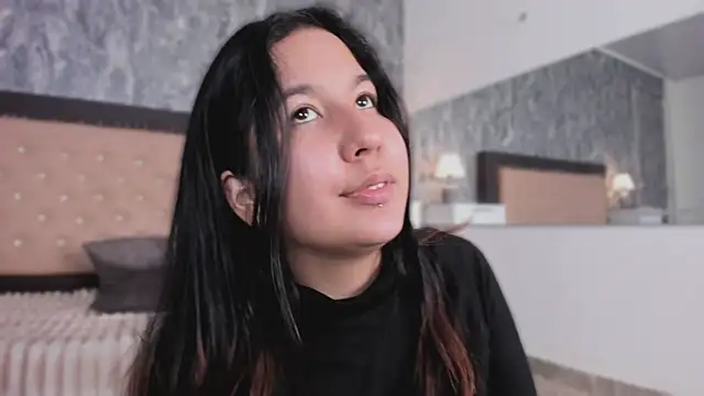 Snapshot of Lia_sarahi chatting on November 13, 11:42 am Lia sarahi online show from November 13, 11:42 am