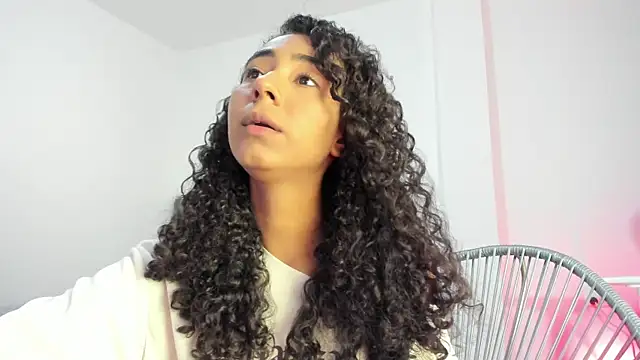 khaliope online show from April 8, 11:16 pm