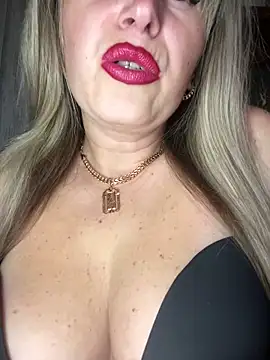 Kittenforyou online show from February 12, 1:06 pm