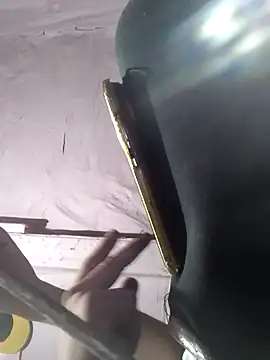 Wero4200 online show from October 2, 7:48 am