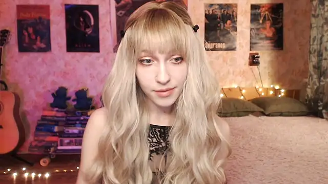 Friendly Ellie online show from January 9, 12:14 am