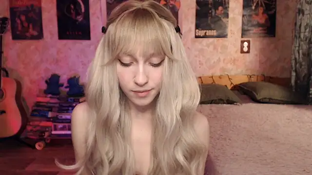 Friendly Ellie online show from February 5, 12:17 pm