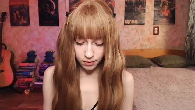 Friendly Ellie online show from November 19, 11:16 pm